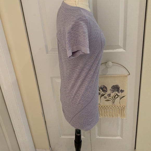 Lululemon Swiftly Tech Short Sleeve in size 8 - Picture 3 of 14